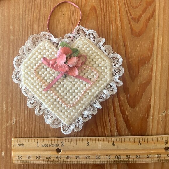 Vintage Set of 2 Handmade Pink Christmas Ornaments Needlepoint Floral Lace Push - Picture 6 of 6